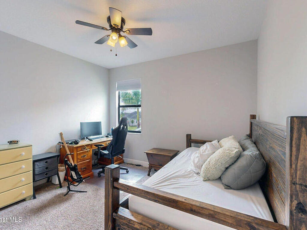 7553 Poulicny Lane, Melbourne, FL 32940