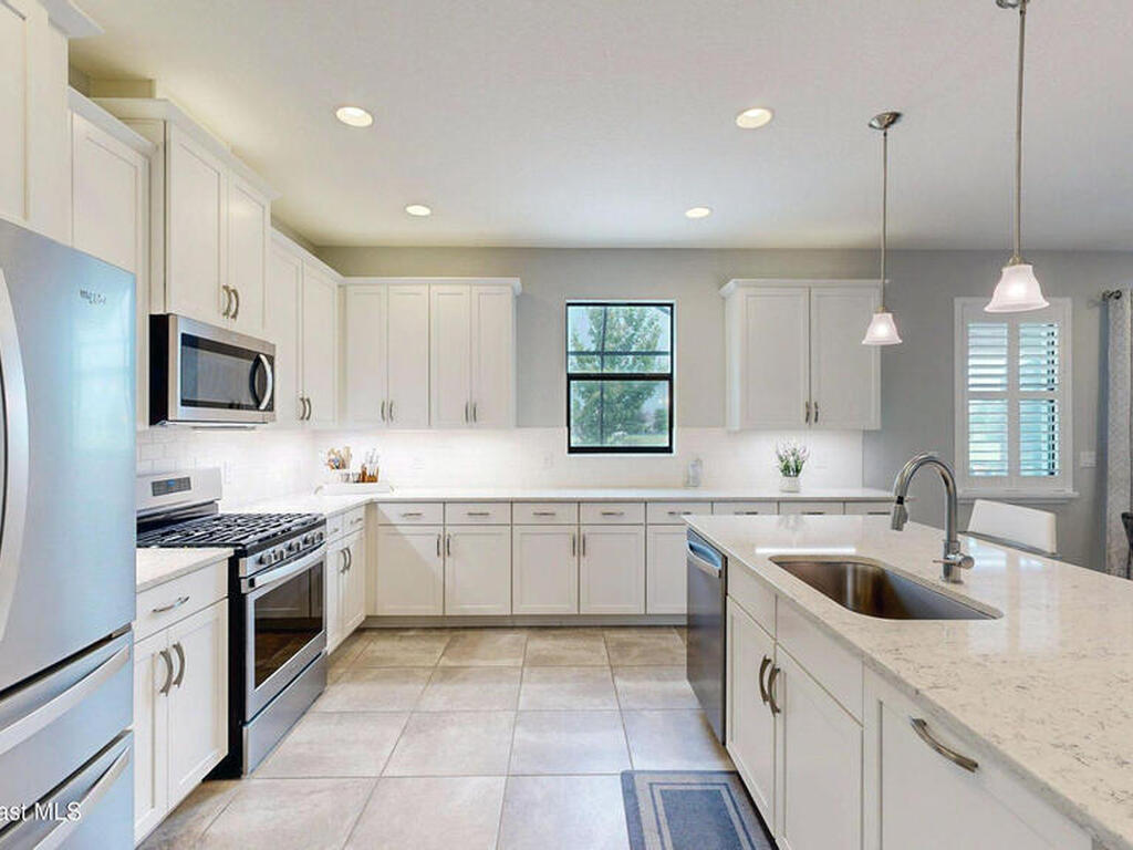 7553 Poulicny Lane, Melbourne, FL 32940