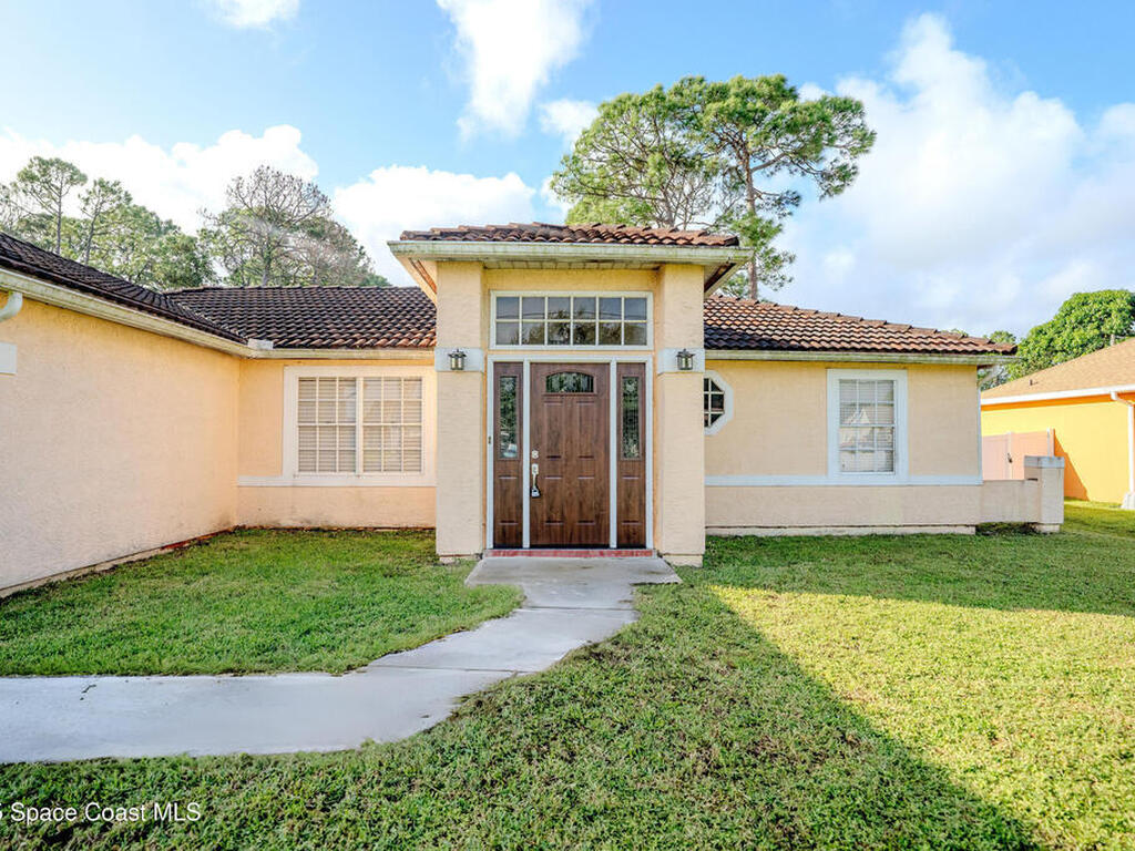 42 Emerson Drive, Palm Bay, FL 32907