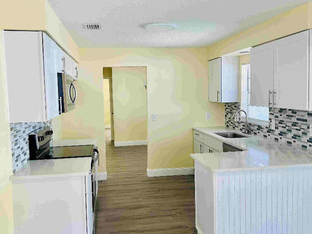 1713 Fenway Circle, Rockledge, FL 32955