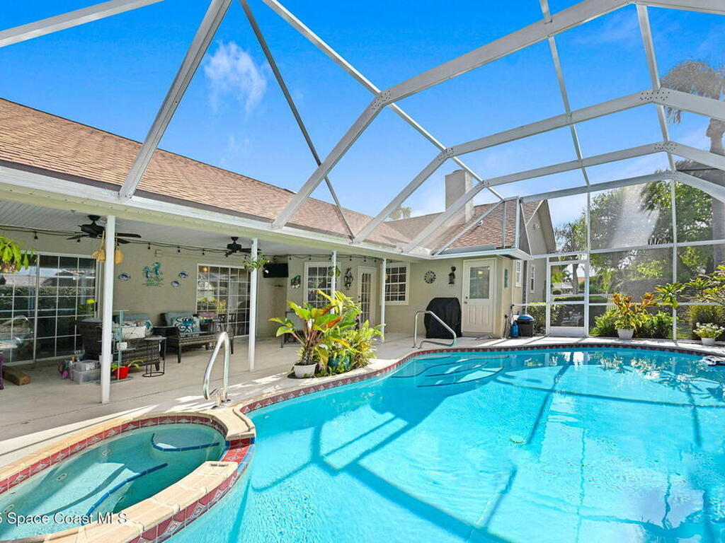 560 Spring Lake Drive, Melbourne, FL 32940