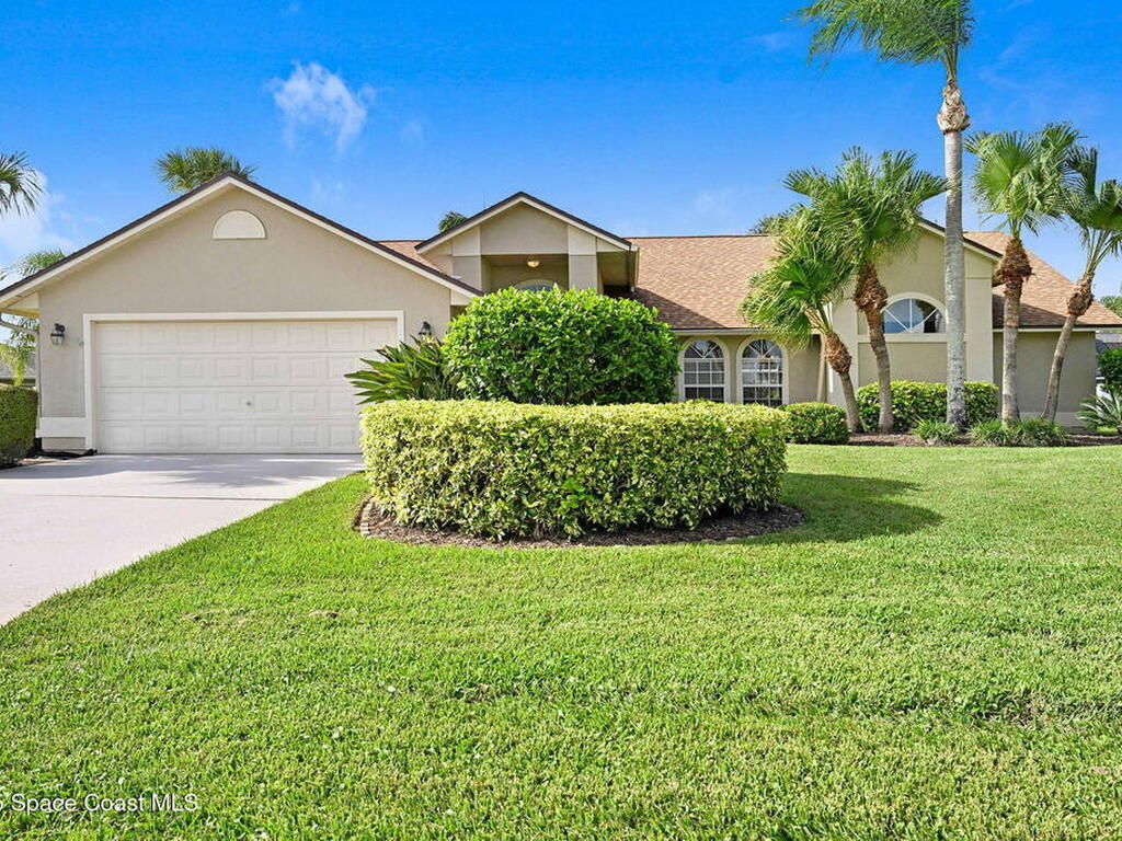 560 Spring Lake Drive, Melbourne, FL 32940