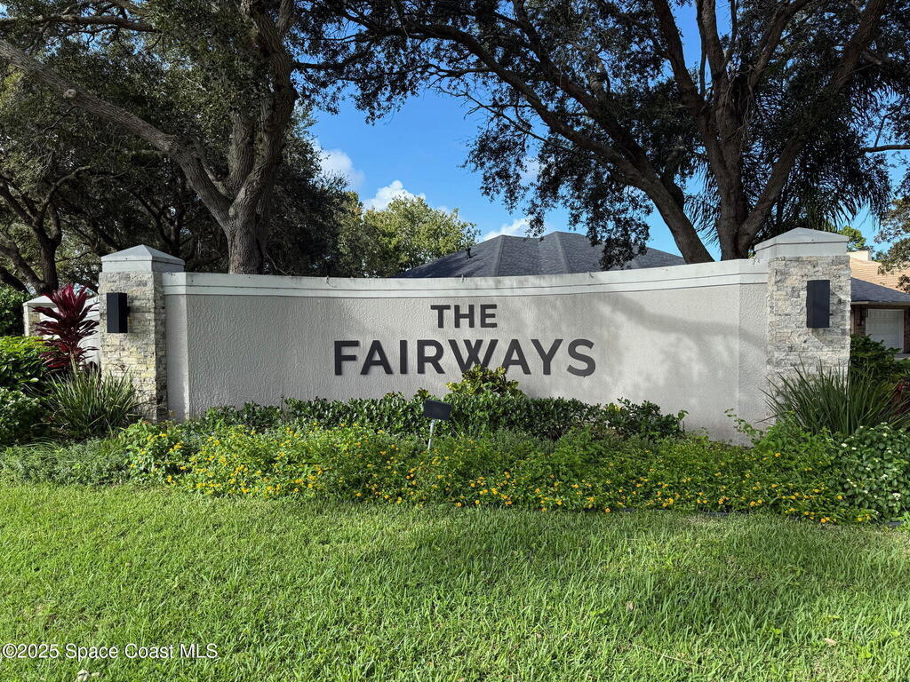 560 Spring Lake Drive, Melbourne, FL 32940