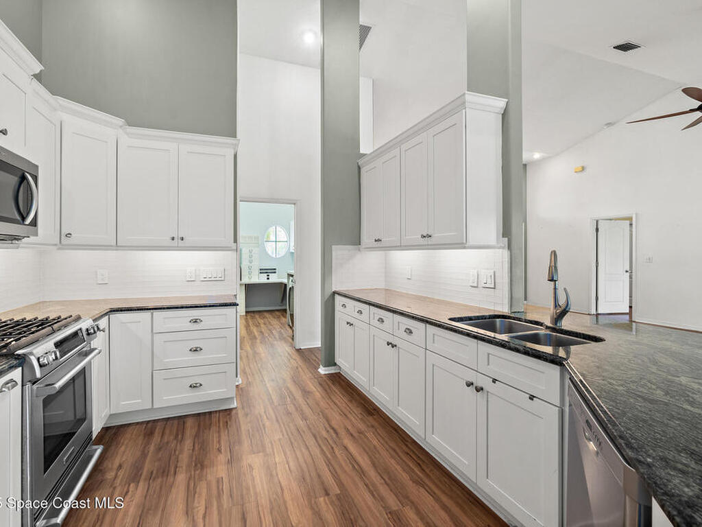 1005 Fostoria Drive, Melbourne, FL 32940