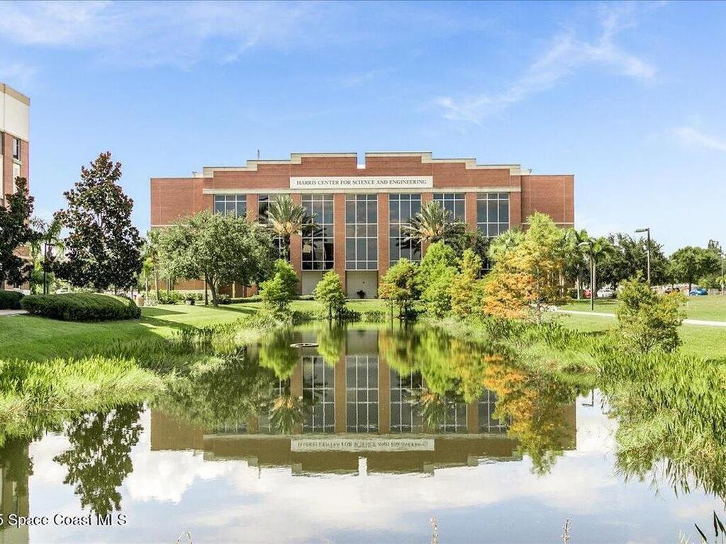 300 Rutgers Avenue, Melbourne, FL 32901