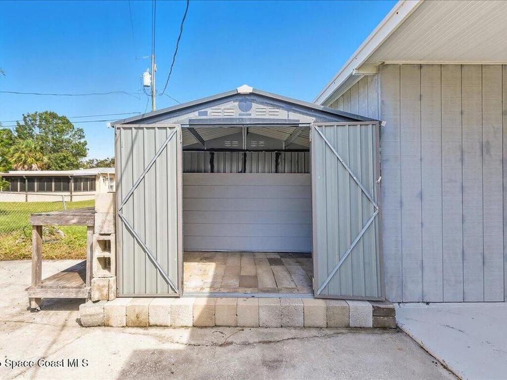 300 Rutgers Avenue, Melbourne, FL 32901