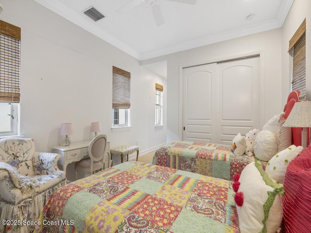 6585 Martinique Way, Vero Beach, FL 32967