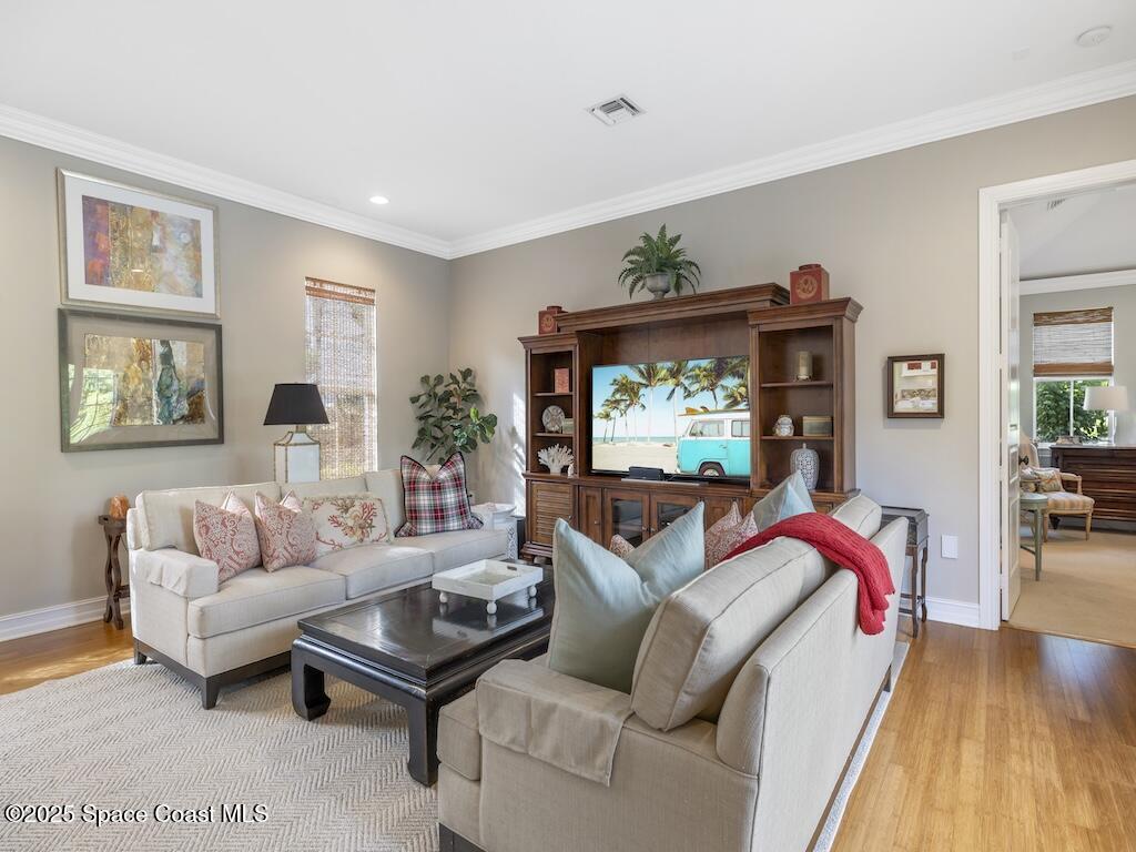 6585 Martinique Way, Vero Beach, FL 32967