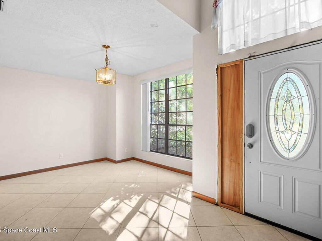 2901 Pebble Creek Street, Melbourne, FL 32935