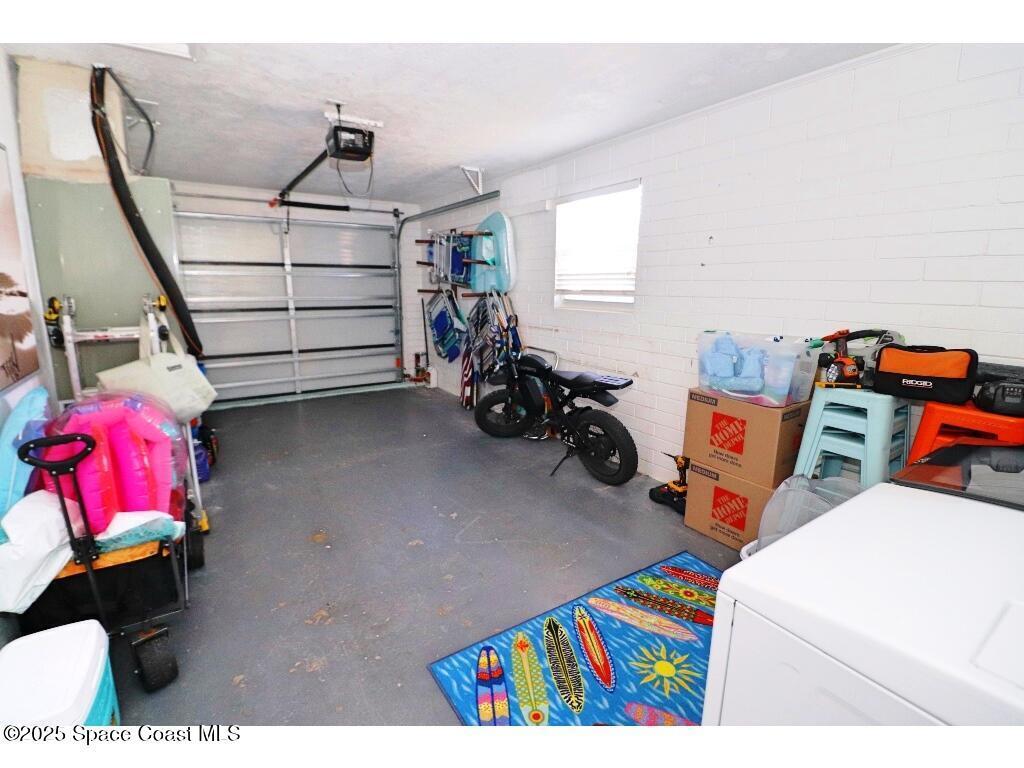 402 Lincoln Avenue, New Smyrna Beach, FL 32169