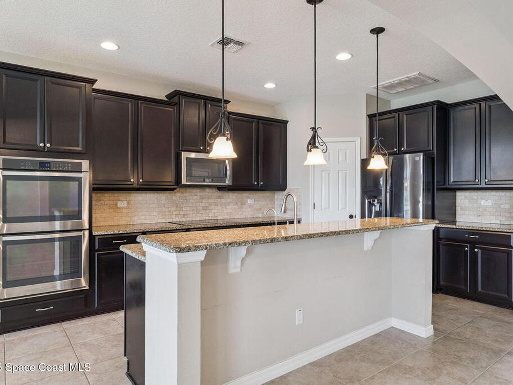 1620 Lake Parkway Drive, St. Cloud, FL 34771