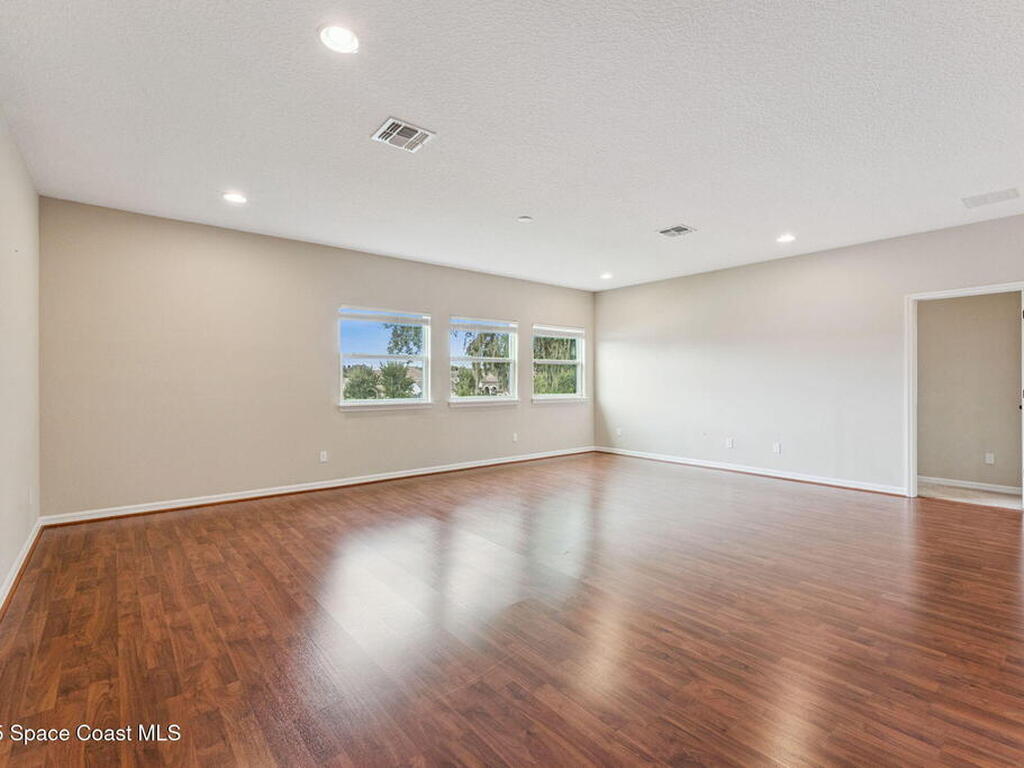 1620 Lake Parkway Drive, St. Cloud, FL 34771