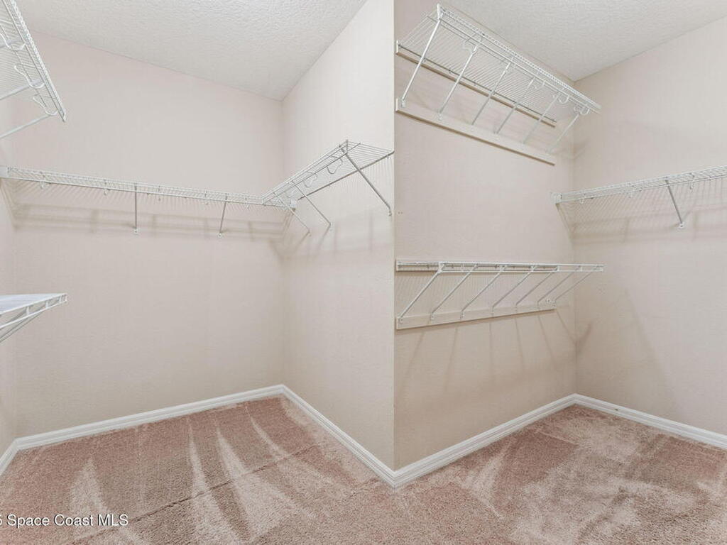 1620 Lake Parkway Drive, St. Cloud, FL 34771