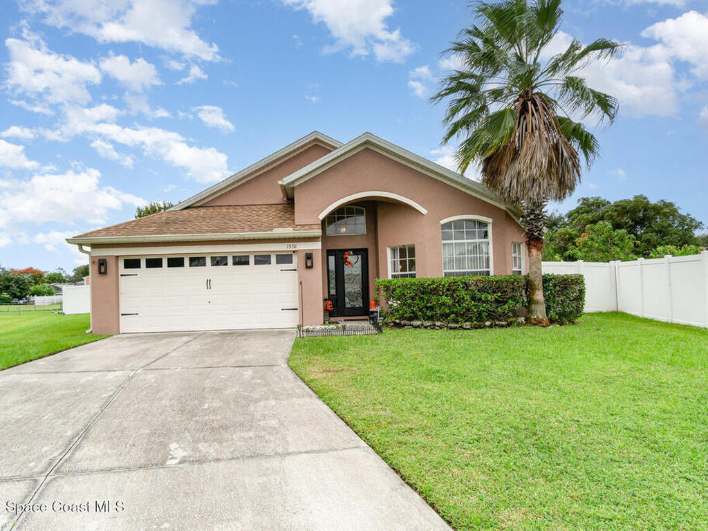 1350 Creekview Court, St. Cloud, FL 34772