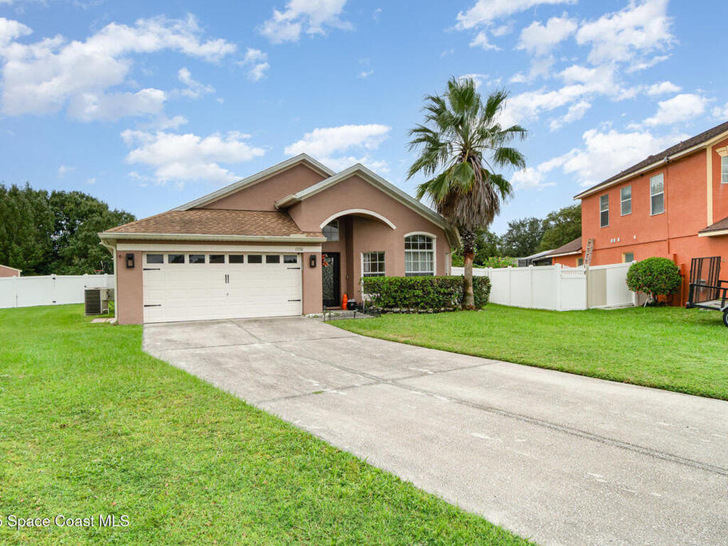 1350 Creekview Court, St. Cloud, FL 34772