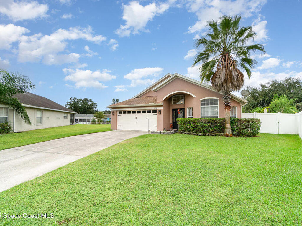 1350 Creekview Court, St. Cloud, FL 34772