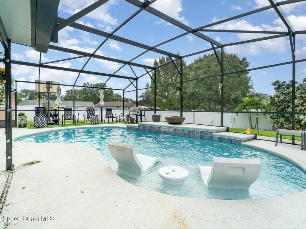 1350 Creekview Court, St. Cloud, FL 34772