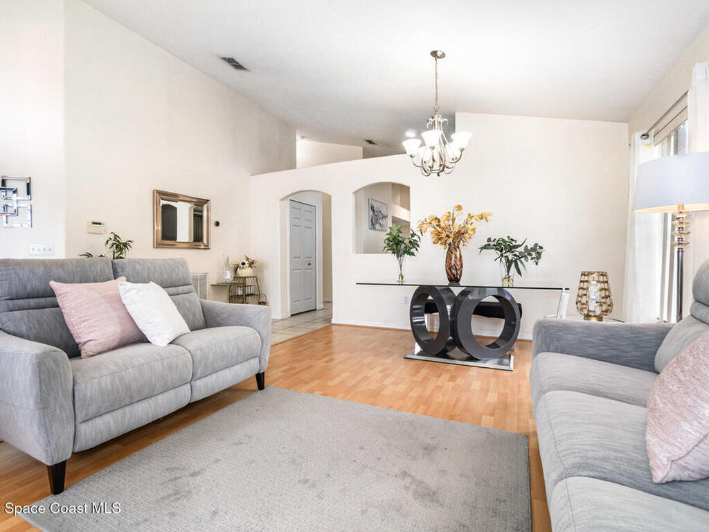 1350 Creekview Court, St. Cloud, FL 34772