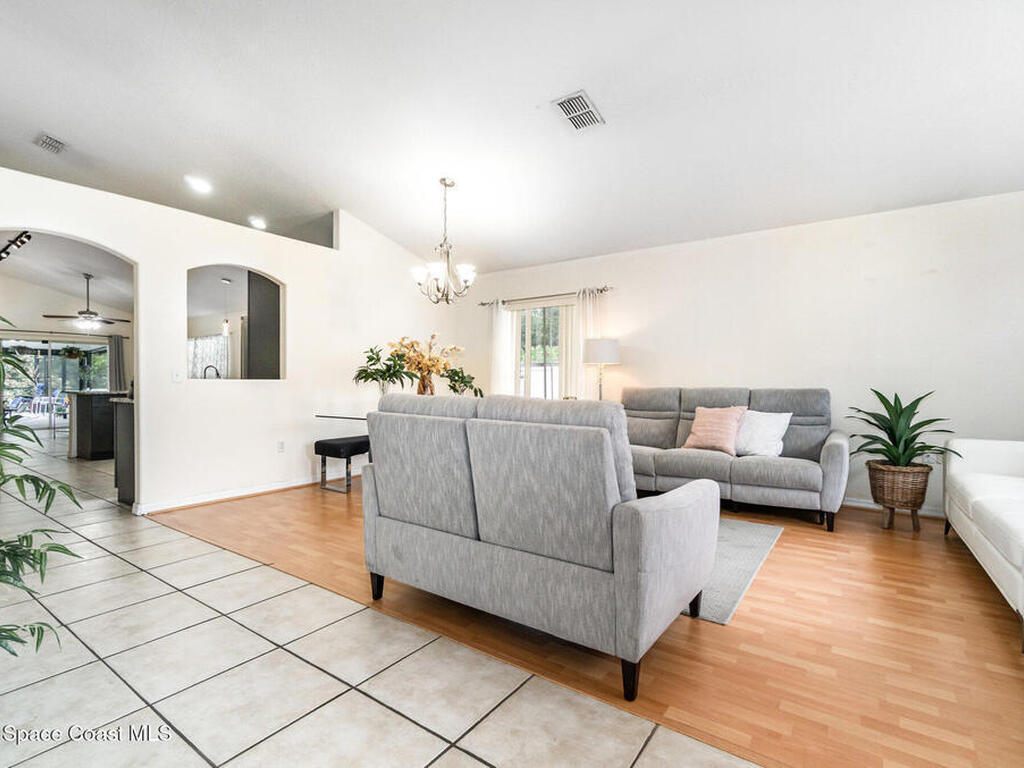 1350 Creekview Court, St. Cloud, FL 34772