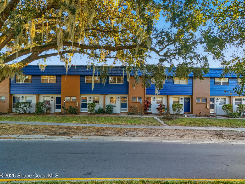 2483 Country Club Drive, Titusville, FL 32780