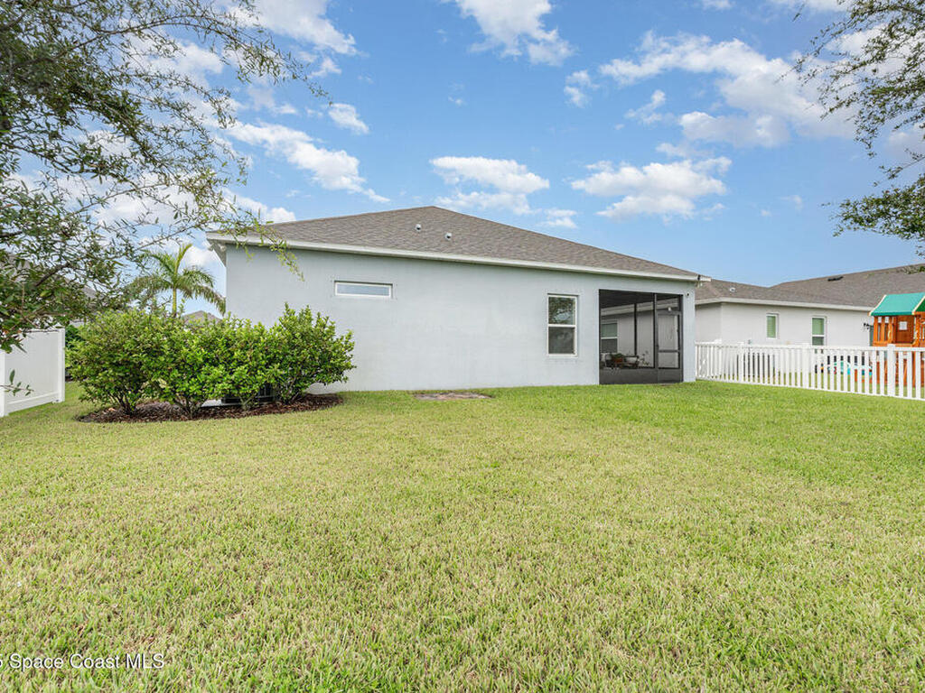 707 Corbin Circle, Palm Bay, FL 32908