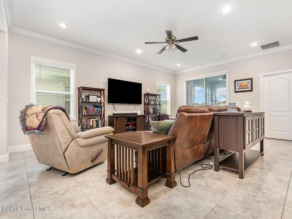 707 Corbin Circle, Palm Bay, FL 32908