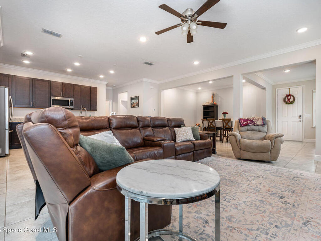 707 Corbin Circle, Palm Bay, FL 32908