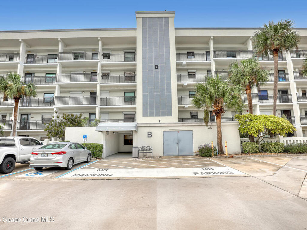 3165 N Atlantic Avenue, Cocoa Beach, FL 32931