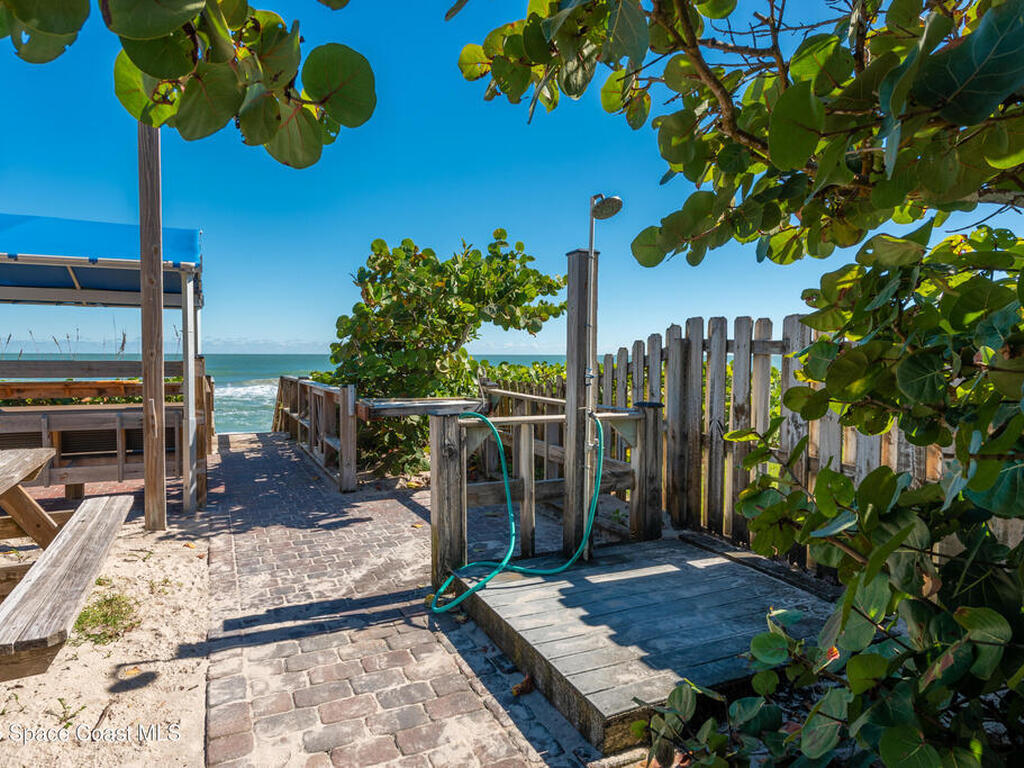 275 Ibis Drive, Melbourne Beach, FL 32951