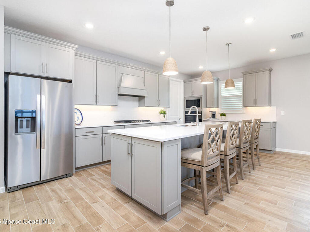 8964 Nixie Avenue, Melbourne, FL 32940