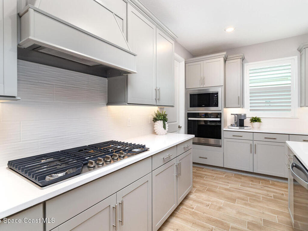 8964 Nixie Avenue, Melbourne, FL 32940