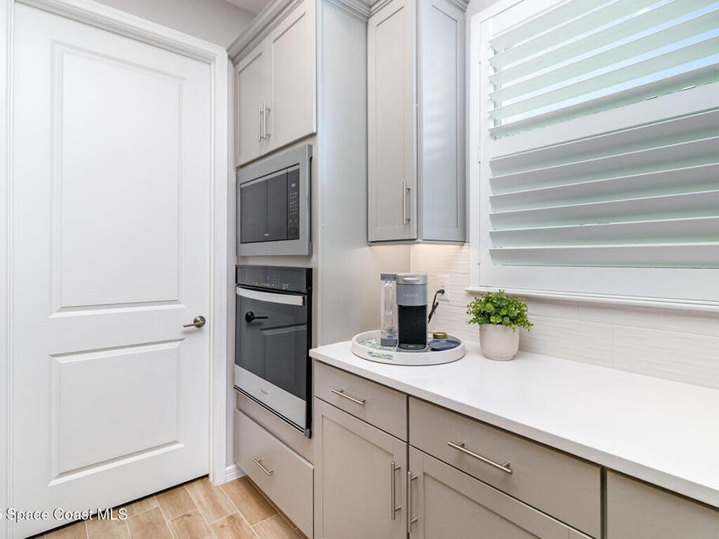 8964 Nixie Avenue, Melbourne, FL 32940