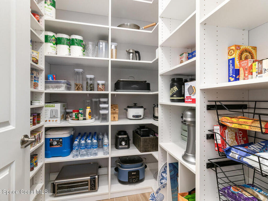 8964 Nixie Avenue, Melbourne, FL 32940