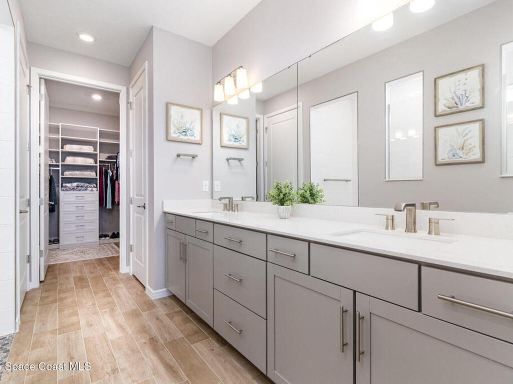 8964 Nixie Avenue, Melbourne, FL 32940