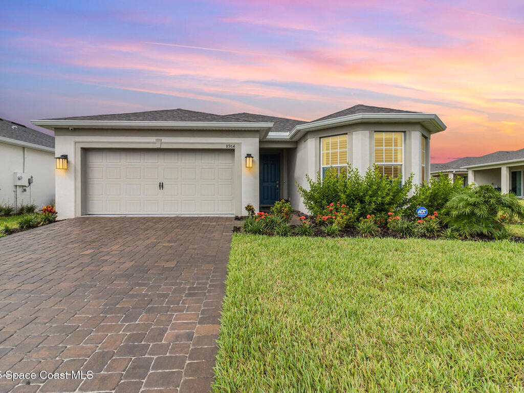 8964 Nixie Avenue, Melbourne, FL 32940