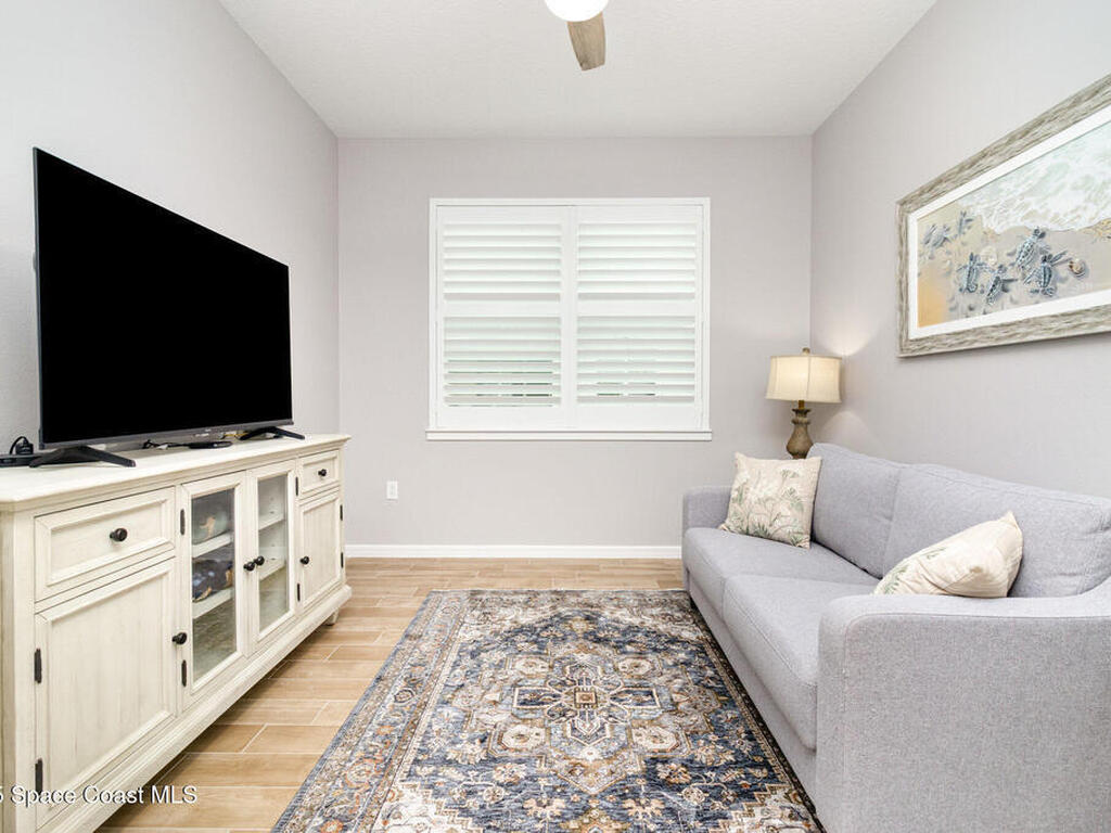 8964 Nixie Avenue, Melbourne, FL 32940