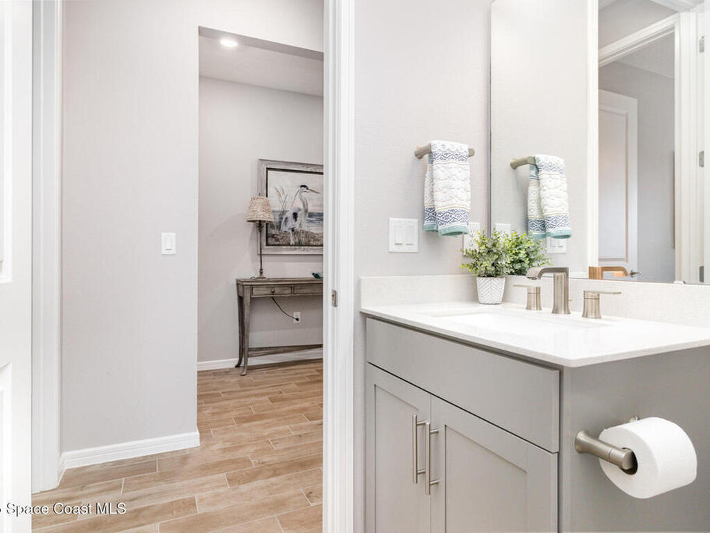 8964 Nixie Avenue, Melbourne, FL 32940