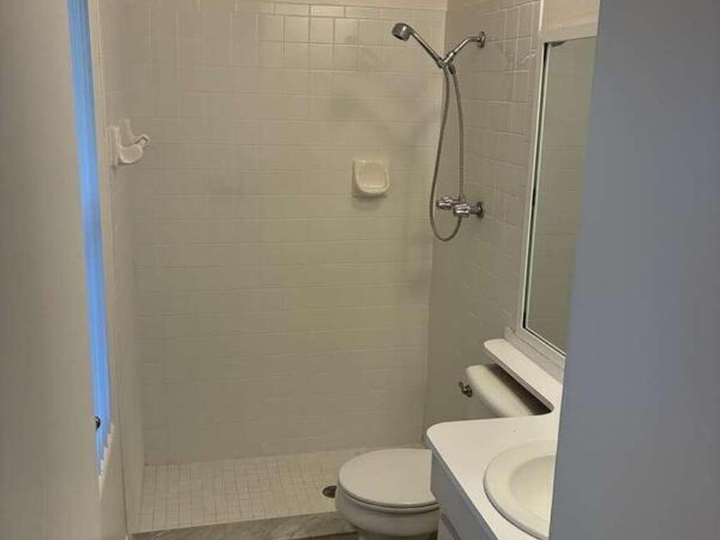 878 Levitt Parkway, Rockledge, FL 32955