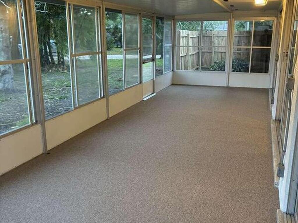 878 Levitt Parkway, Rockledge, FL 32955