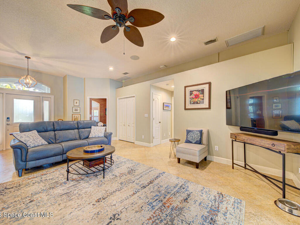 3950 Postridge Trail, Melbourne, FL 32934