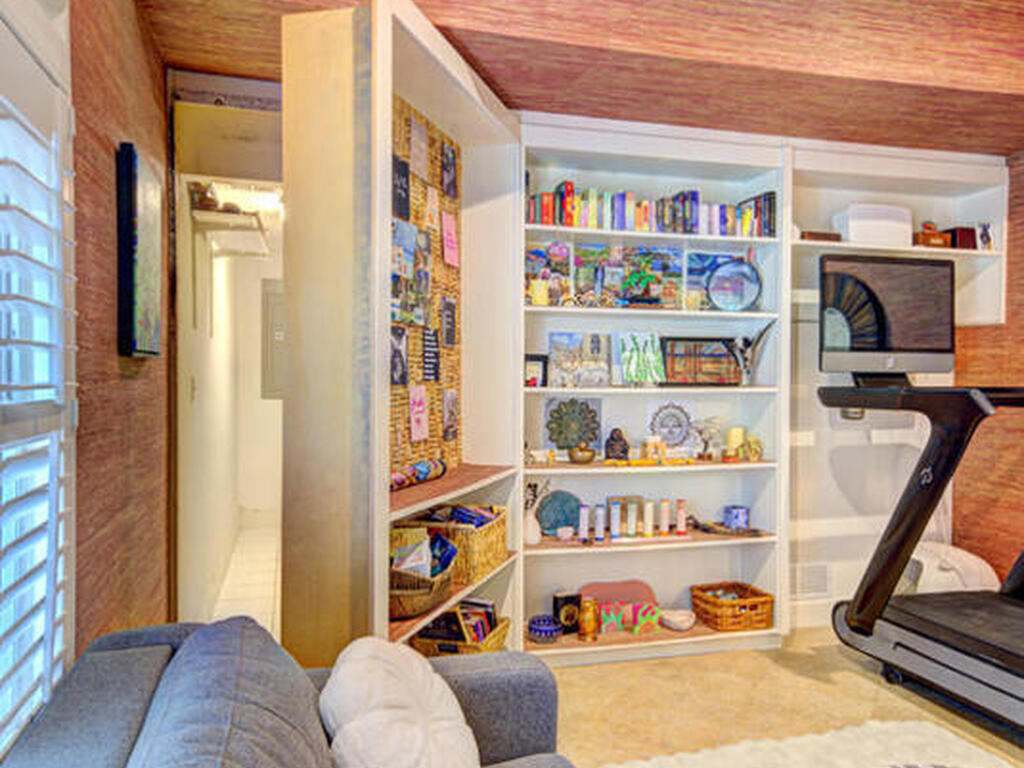 3950 Postridge Trail, Melbourne, FL 32934