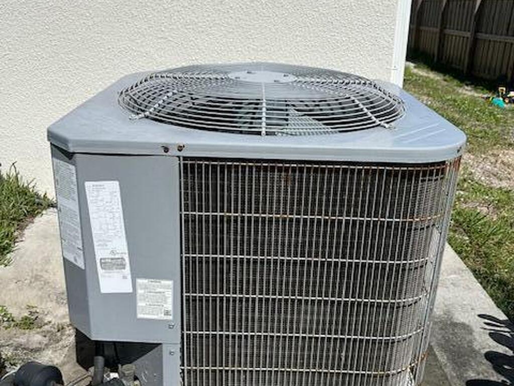 242 Heritage Street, Palm Bay, FL 32909