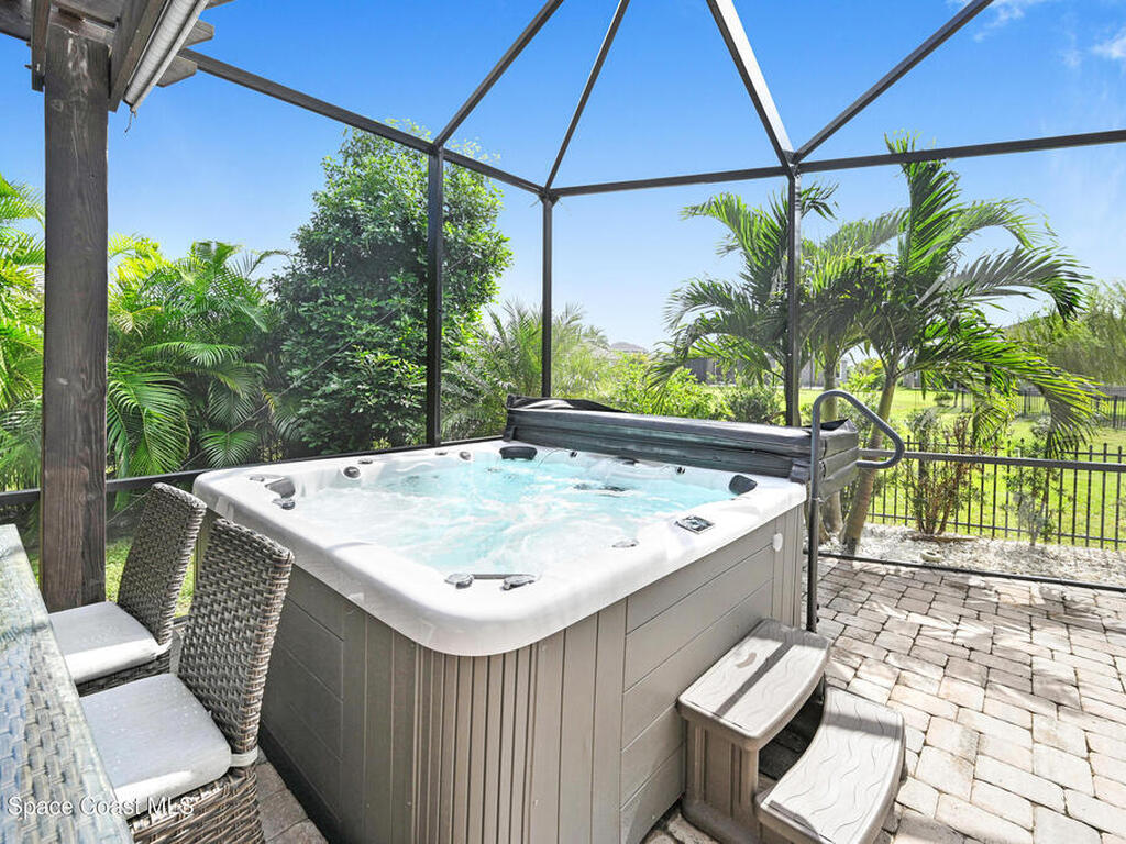 7524 Poulicny Lane, Melbourne, FL 32940