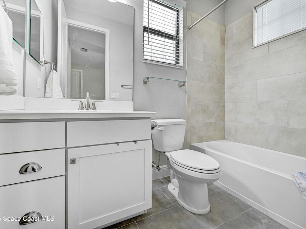 7524 Poulicny Lane, Melbourne, FL 32940