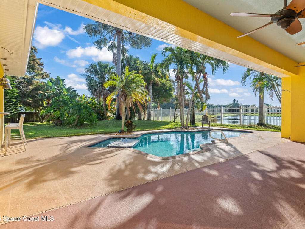 2469 Long Sandy Circle, Merritt Island, FL 32952