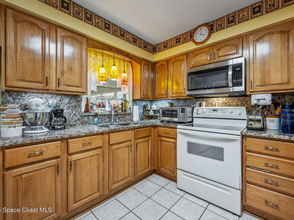 5220 Holden Road, Cocoa, FL 32927