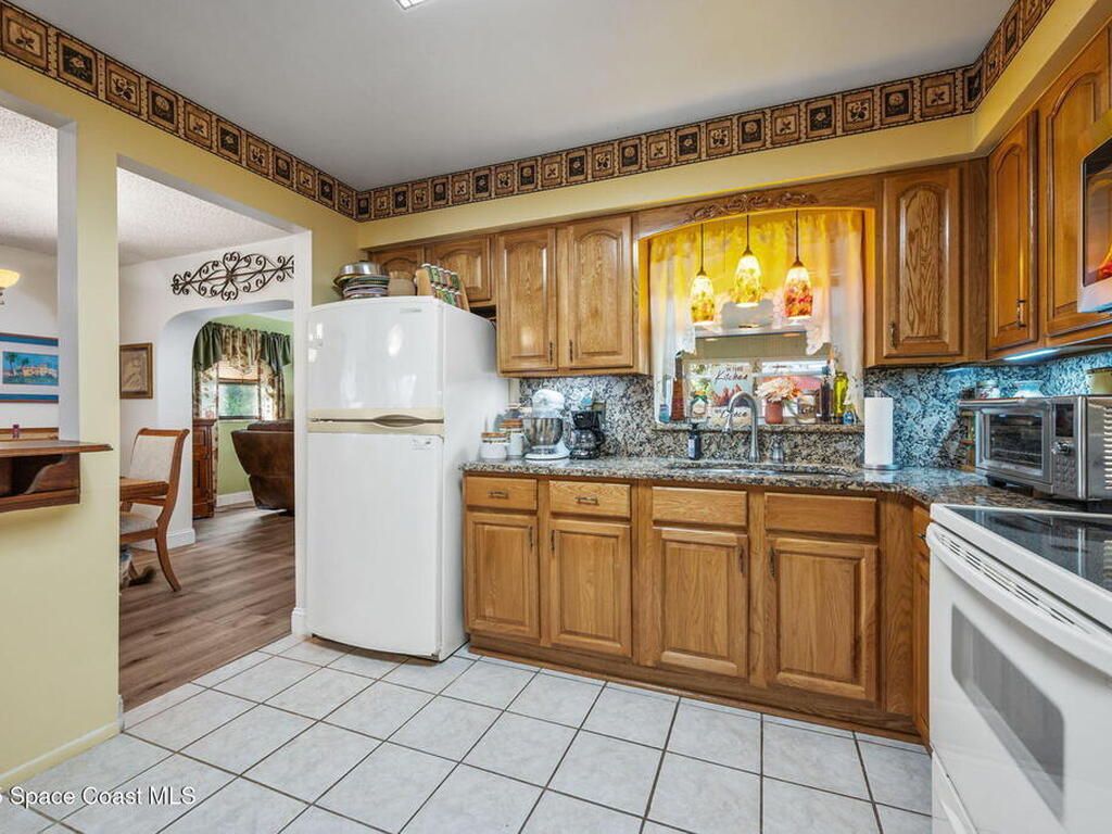 5220 Holden Road, Cocoa, FL 32927