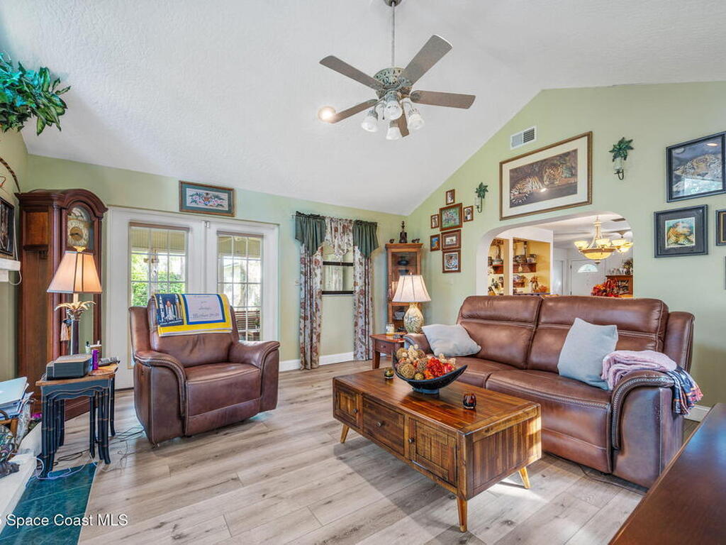 5220 Holden Road, Cocoa, FL 32927