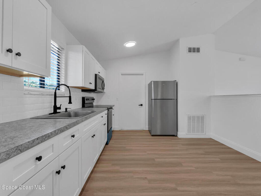 322 Ixora Avenue, Palm Bay, FL 32907