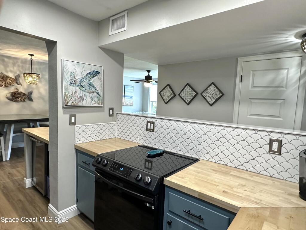 215 Buccaneer Avenue, Merritt Island, FL 32952